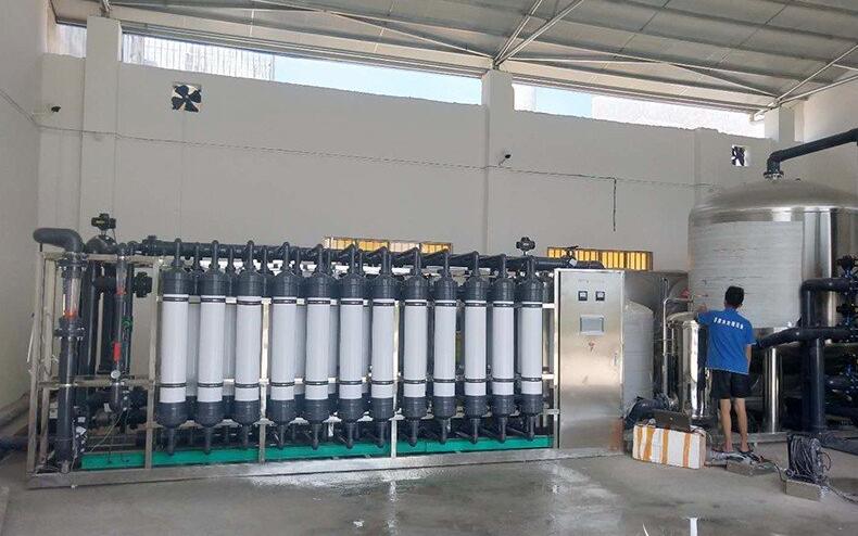 100噸<a href=http://www.ayressports.com/clsb/ target=_blank class=infotextkey>超濾設(shè)備</a>